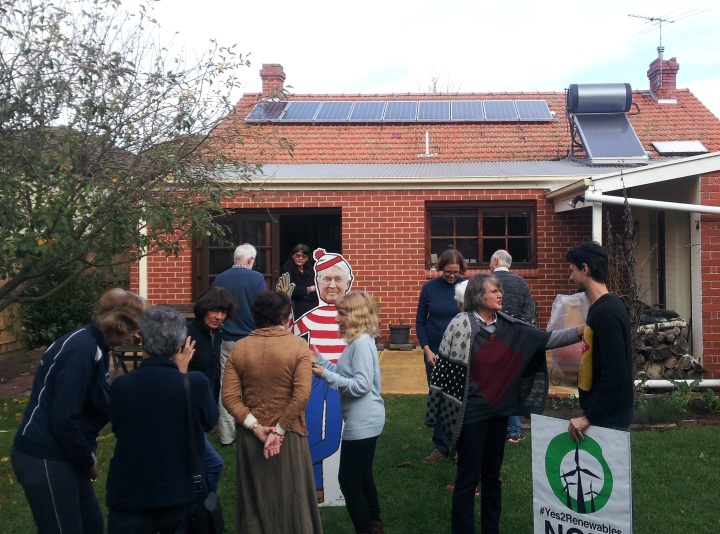 Yes 2 Renewables and Brighton locals discuss the Renewable Energy Target.